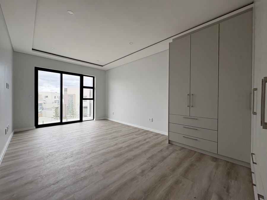 4 Bedroom Property for Sale in Sandown Western Cape